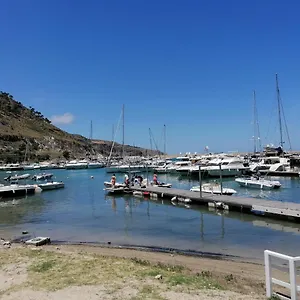  Appartamento Vacanze Azzurra, Loredana E Trinacria